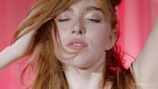 WOWGIRLS - Jia Lissa gyönyörű maszturbációja
