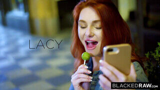 BlackedRaw - Lacy Lennon szereti a termetes hímvesszőt