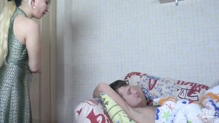 Anyu te mi a rúdat csinálsz?