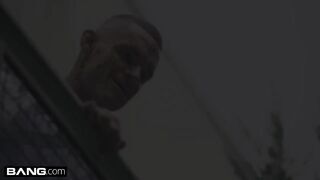 Kerek molett tinédzser csajszi erőszakos fenék szexe