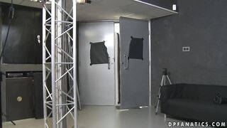 Lucy Belle a castingon két bájdorongot kap