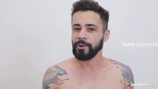 Spanyol manust döngetik a méretes farkú csoki pasik