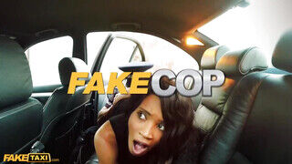 Fake Taxi - Aysha a csinos olasz fiatal bige