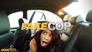 Fake Taxi - Bianca Finnish a hátsó ülésen reszel