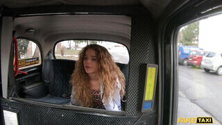 Fake Taxi - Sabrina Spice lovagol a taxis káróján