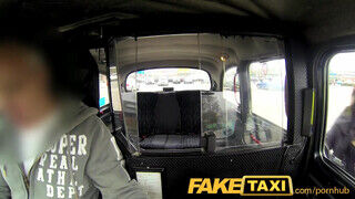 FakeTaxi - cuki szuka méretes seggel megfizet
