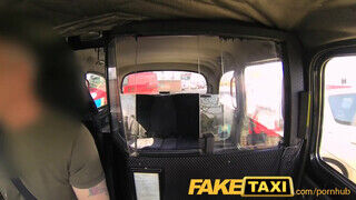 FakeTaxi - szenvedélyes nővérke szeretkezni akar