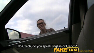 FakeTaxi - francia túrista meghágva a híd alatt