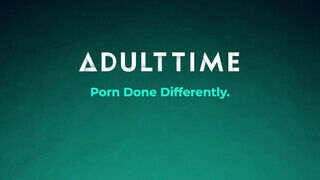 ADULT TIME - pinanyalás és brutális ollózás a csajok között