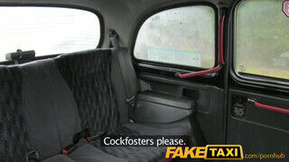FakeTaxi - Lexi Ryder melle közé veszi a rúdat