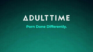 ADULT TIME - Rocky Emerson a dögös kitetovált szuka