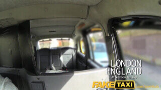 FakeTaxi cuki göndör néger bige nagyon jól baszható