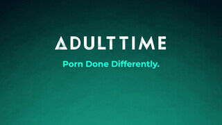 ADULT TIME - Izgató termetes kannás masszőr