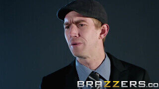 Brazzers - Lili Vanilli és a főnök óriás lőcse