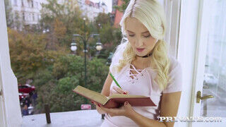 Private com - Helena Moeller hátsó bejáratba is kedveli