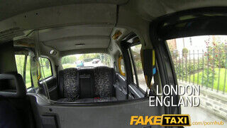 FakeTaxi - Carmel Cox az angol tini repedtsarkú