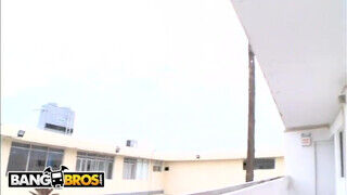 BANGBROS - Kiara Marie a óriási popsis argentin milf