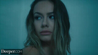 Deeper - Naomi Swann a perverz pici szuka