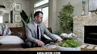 Lauren Phillips segge megkefélve - Anal mom