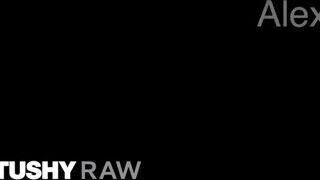 TUSHYRAW - cuki kicsike zsenge segg lyukba megbaszva, de nagyon