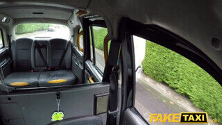 Fake Taxi - Óriás csöcsű milf megrakva