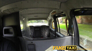 FakeTaxi - Fullos lengyel csajszika megdöngetve