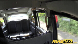 Fake Taxi - Mini ruhás tinédzser és a taxis