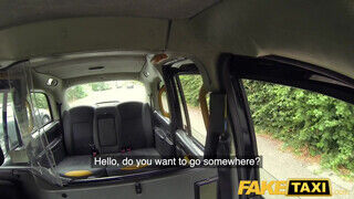 Fake Taxi - Kira Noir szexel a hátsó ülésen
