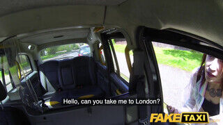 Fake Taxi - Lilyan Red a latin kitetovált pipi