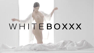 White Boxxx - Isabelle Deltore finom kamatyolása