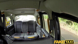Fake Taxi - Amber Deen a cafka világos szőke bige