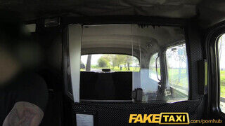 FakeTaxi - ártatlan kicsike zsenge szuka és a vastag örömrúd