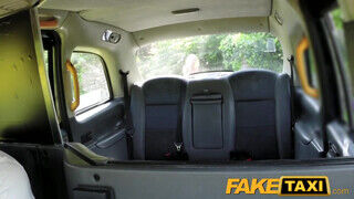FakeTaxi - bögyös pipi kúrni jött, nem utazni