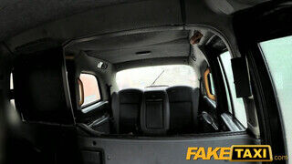 FakeTaxi - félénk maca kicsike szép segge