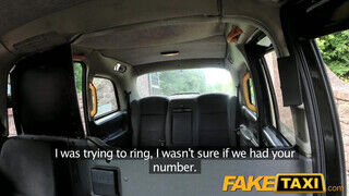 FakeTaxi - oboázás és dugás egy ingyen fuvarért