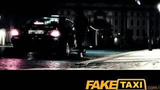 FakeTaxi - Jasmine Jae kedveli a hardcore farkat