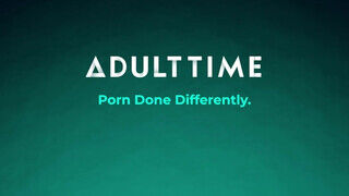ADULT TIME - Lily Lane a tetkós szívdöglesztő milf