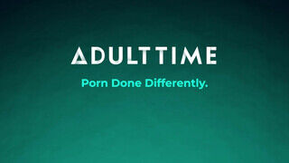 ADULT TIME - Vanniall a csoki tavi csajszika