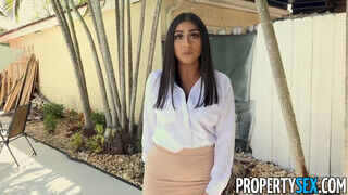 PropertySex - óriás tőgyes brazil néni