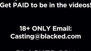 BLACKED - majd' szétszakad a picike csajszi lyuka