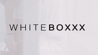 WhiteBoxxx - Tiffany Tatum magyar csajszi megosztja a barátját