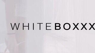 WHITEBOXXX - Nicole Pearl gyönyörű baszása a barátjával