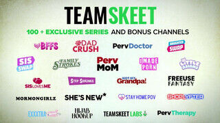 TeamSkeet - Crissy Kay megujjazott pici ánusza