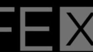 HotwifeXXX - bögyös házastárs öklendezik a gigászi barna faszban