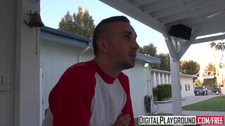 DigitalPlayground - Scarlet Red megrakva a mosdóban