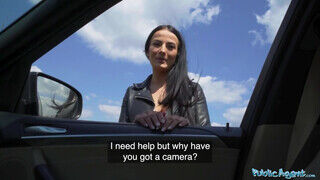 Public Agent - Maddy Black a céda stoppos