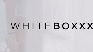 WhiteBoxxx - Ginebra Bellucci a csábos argentin pipi