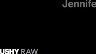 TUSHYRAW - Jennifer White két hímtagot kap