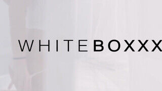 WHITEBOXXX - Kaisa Nord a gigantikus mellű orosz maca