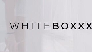 WhiteBoxxx - Luna Corazon a csábos latin amerikai csajszi